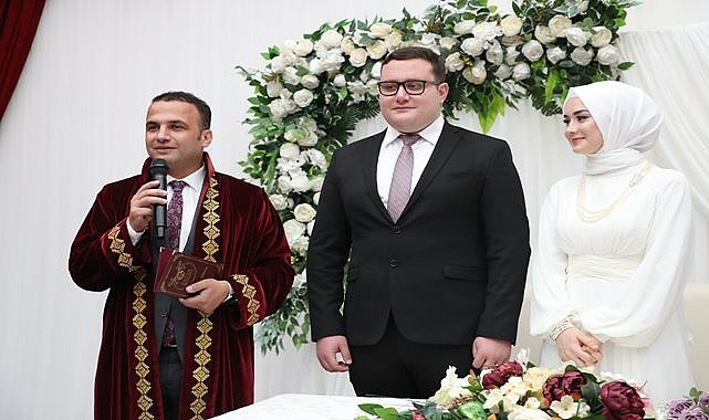 Afra Nur ile Mert evlendi